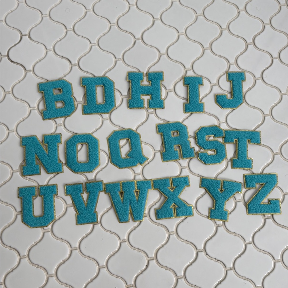 So many patches! Hearts, disco balls, letters, etc. - Picture 7 of 15